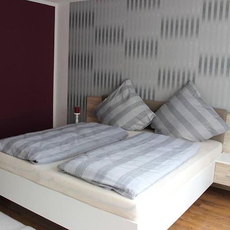 Ferienwohnung Dawie Öhringen Buitenkant foto